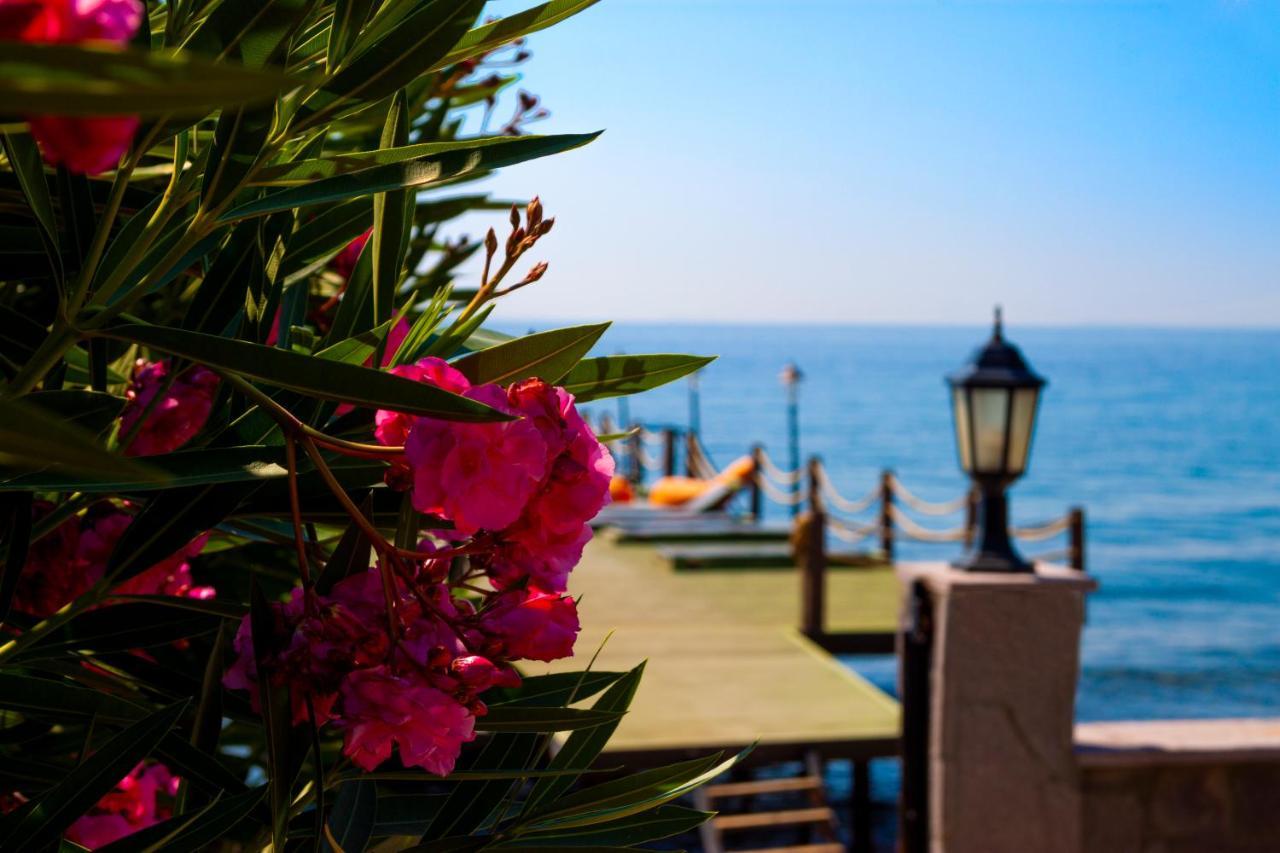 Kayalar Blue Beach Hotel Sazli Luaran gambar